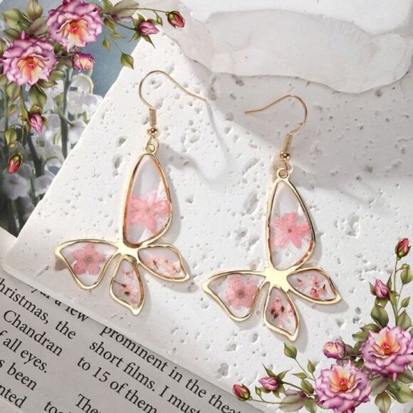 Butterfly Resin Dried Flower Pressed Earrings spring vibes - Picture 1 of 8